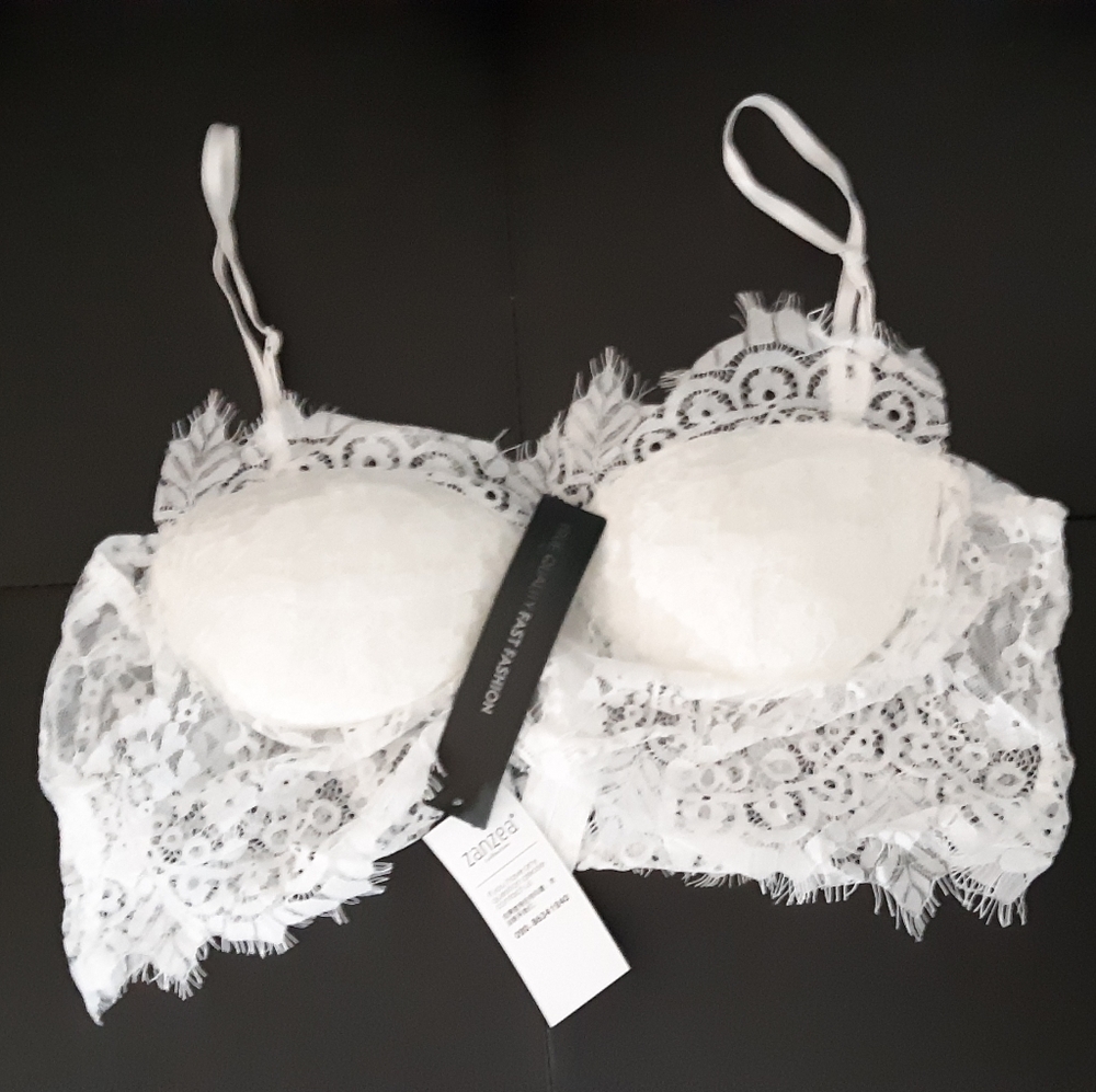 Nwt.  Lace Bralette 34B